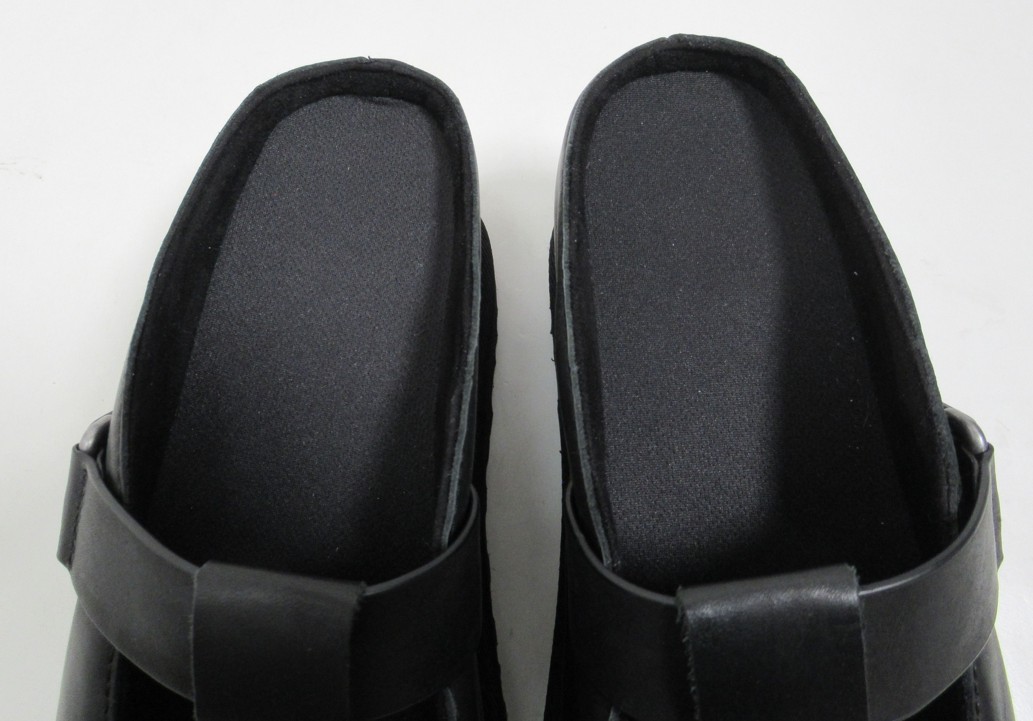 Ugg Ugg Women's Goldenstar Hi Clog Black S/N 1169591 Size 9 US Size US 9 / IT 39 - 4 Thumbnail
