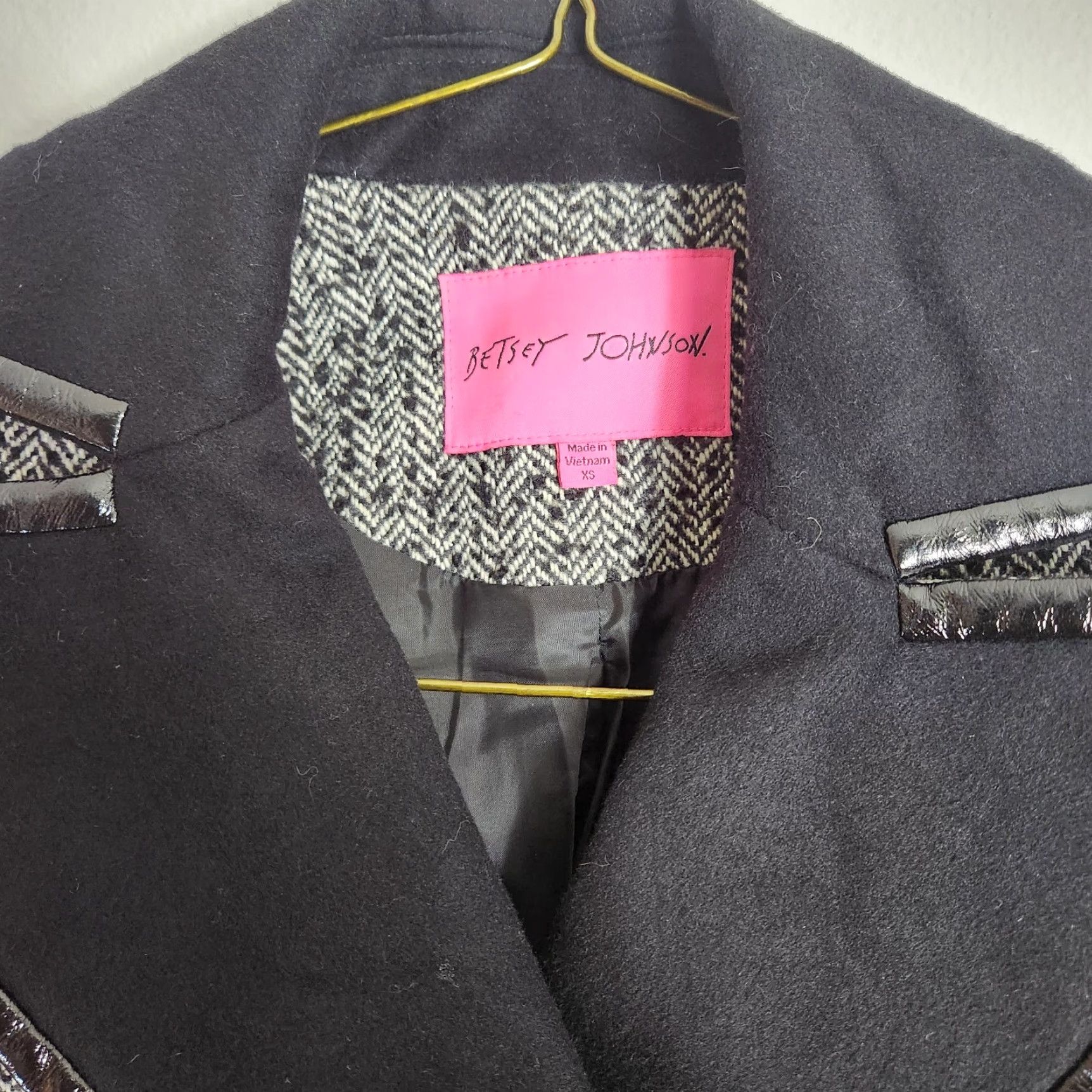 Betsey Johnson VINTAGE Betsey Johnson Peacoat Womens Black/Ivory Tweed Double Breasted Short Wool Blend Coat XS Black Womens Size XS / US 0-2 / IT 36-38 - 2 Thumbnail