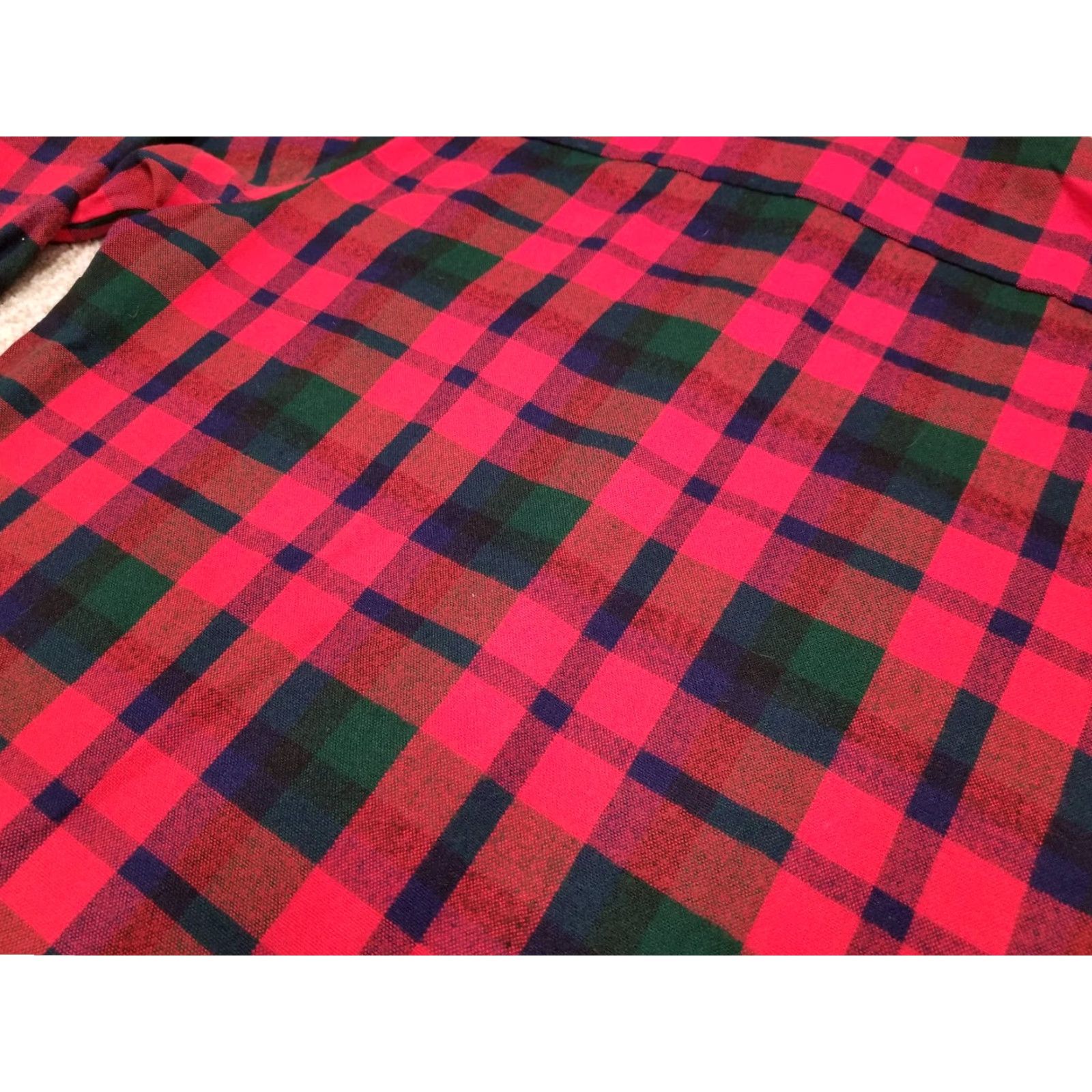 Vintage VINTAGE Northwest Territory Flannel Shirt Mens L Black Red Plaid Outdoors Camp Fish Shirts Button-Up Casual Mens Regular Plaid N/A? Size US L / EU 52-54 / 3 - 7 Thumbnail