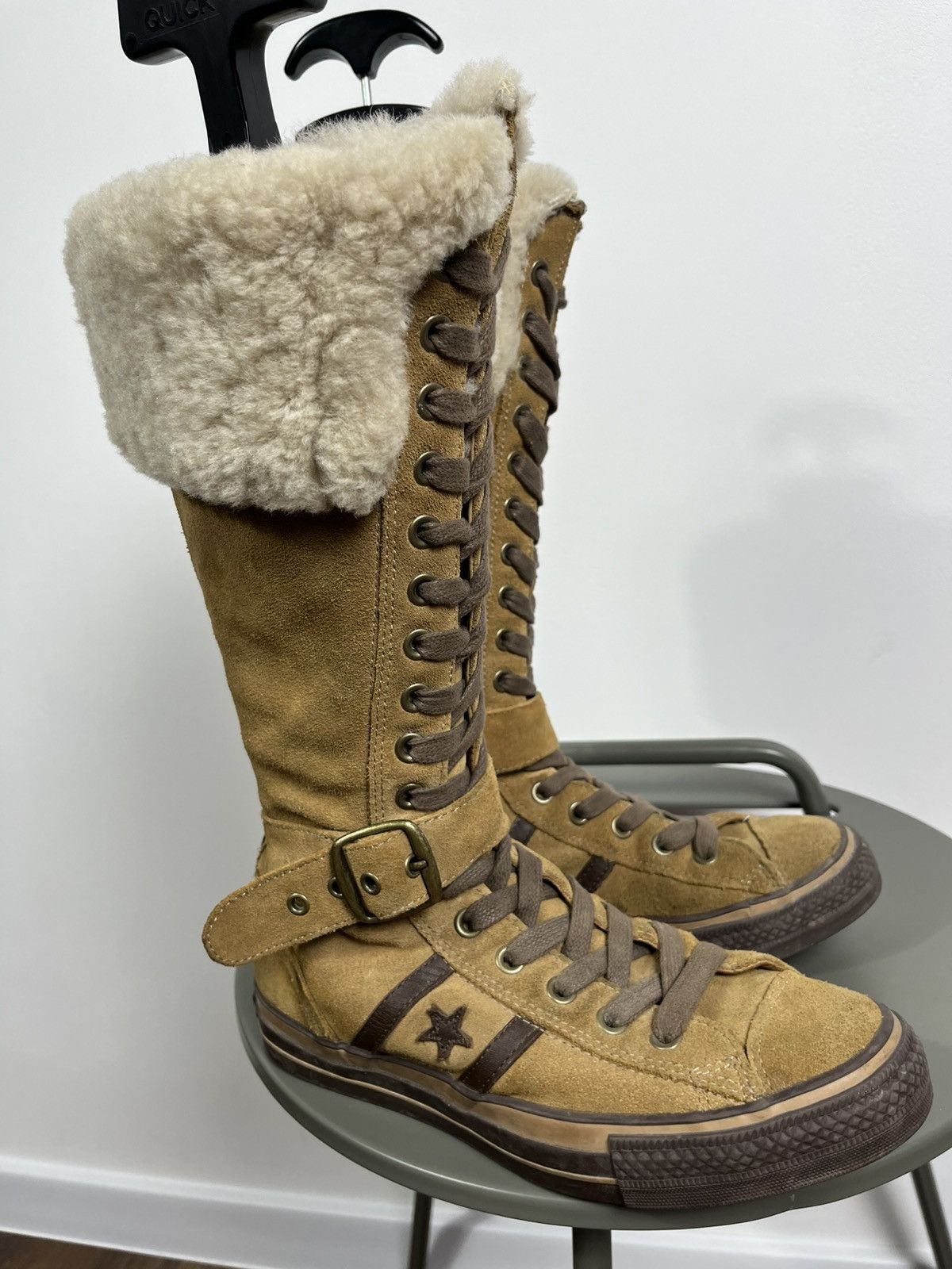 Converse Converse Shearling Leather Suede Boots Winter Buckle Size 9 Size US 9 / IT 39 - 9 Thumbnail