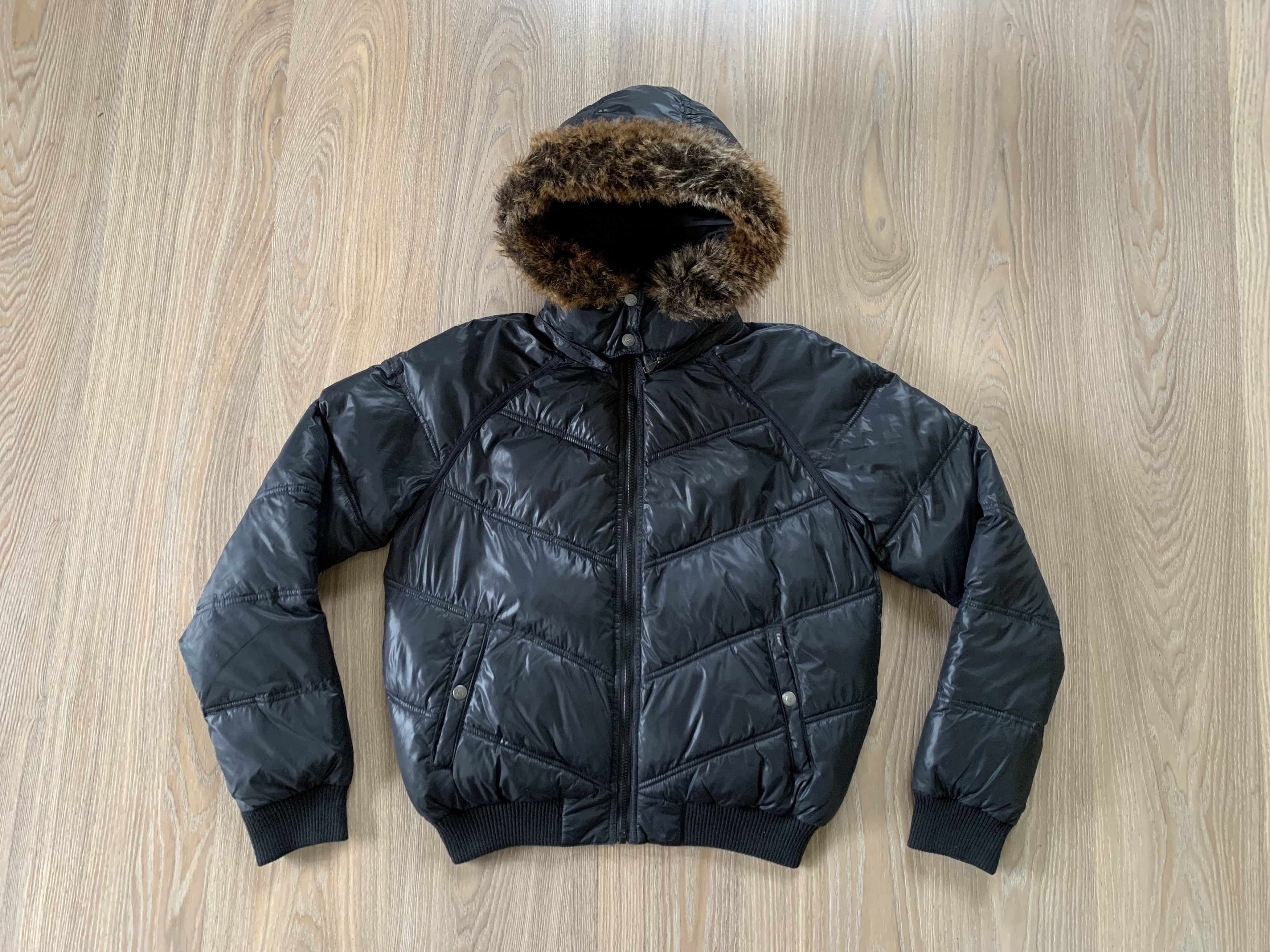 image of Lee Women Down Jacket in Black (Size Medium)