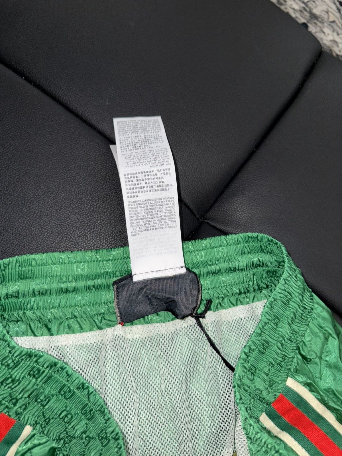 Gucci Gucci web swim shorts Size US 32 / EU 48 - 10 Thumbnail