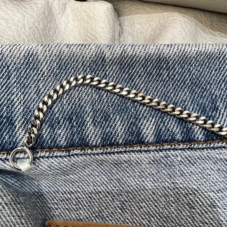 Balenciaga Balenciaga size 38 Collar Button Asymmetrical Denim Jacket Size XL / US 12-14 / IT 48-50 - 3 Thumbnail