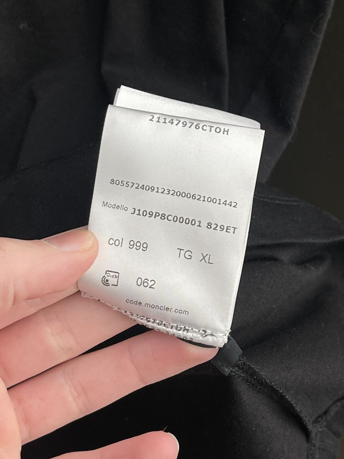 Moncler Moncler T Size US XL / EU 56 / 4 - 10 Thumbnail