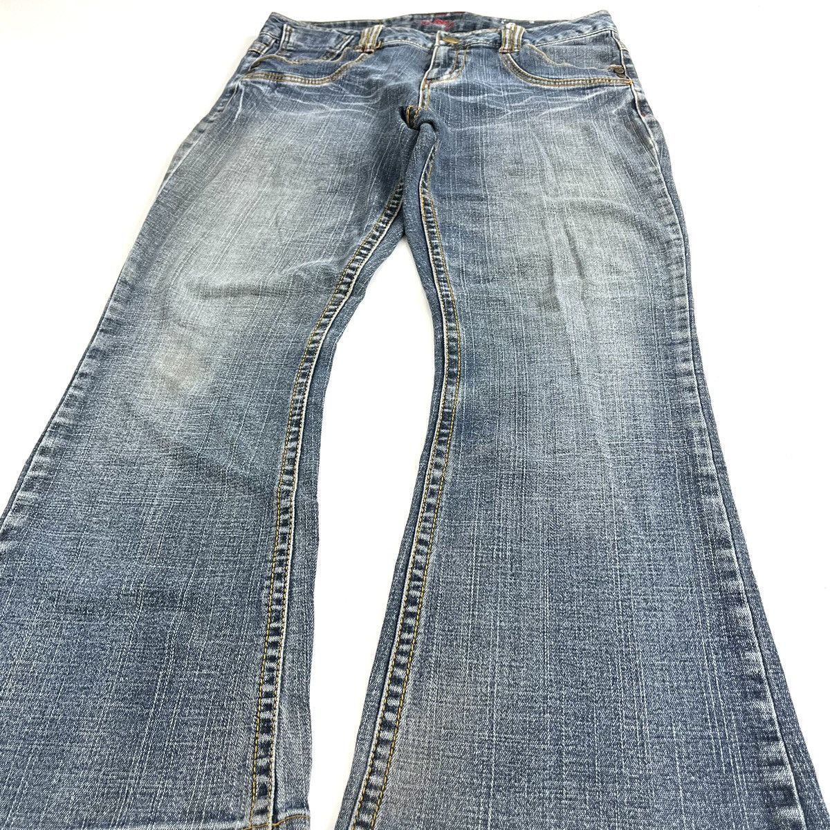 If Six Was Nine × Japanese Brand × Le Grande Bleu (L.G.B.) BCBG Flared Jeans Embroidered Bootcut Denim Pants Size 30" / US 8 / IT 44 - 24 Thumbnail