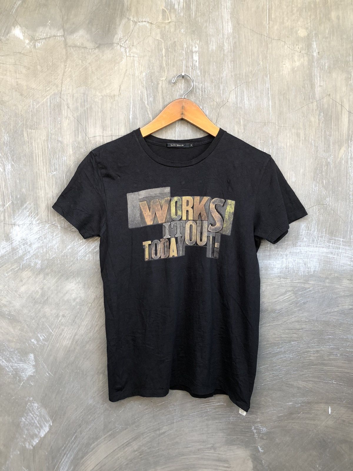 Y2K Urban Research Build Up T-shirt