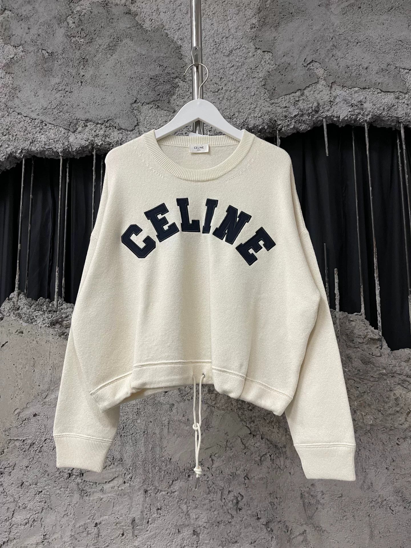 Celine celine logo cream sweatshirt in size small Size S / US 4 / IT 40 - 1 Thumbnail