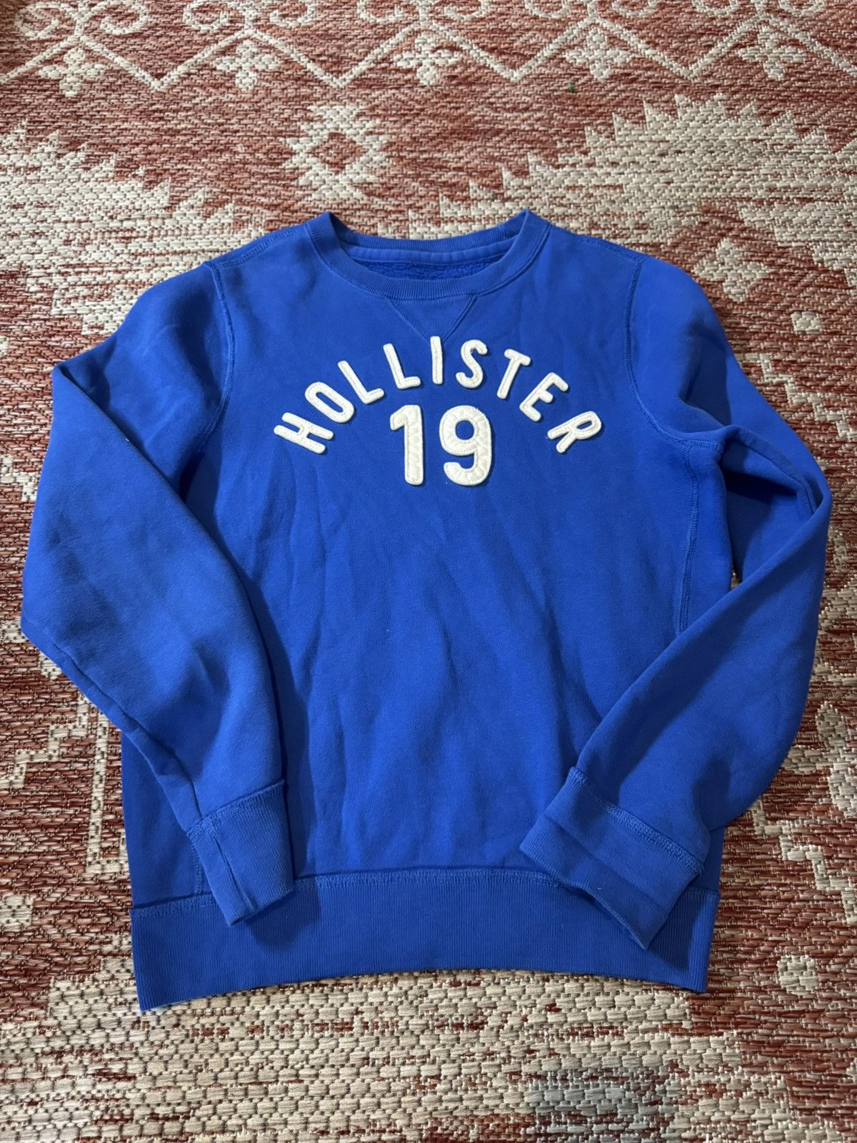 Hollister Hollister Women’s Royal Crewneck Sweatshirt L Raised Logo Size L / US 10 / IT 46 - 1 Thumbnail