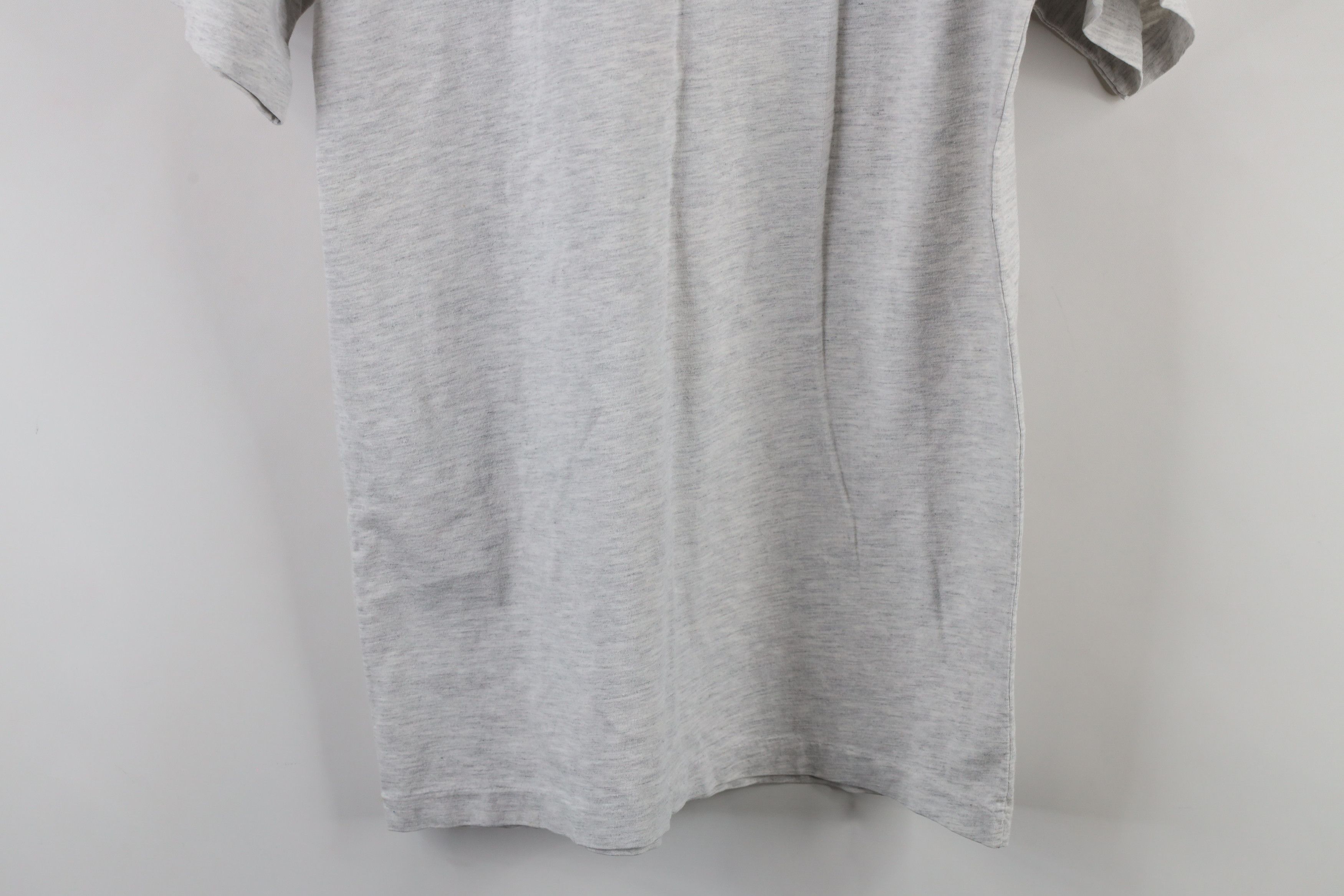 Vintage Vintage 90s Streetwear Rainbow Fish Antigua T-Shirt Gray Size M / US 6-8 / IT 42-44 - 12 Thumbnail