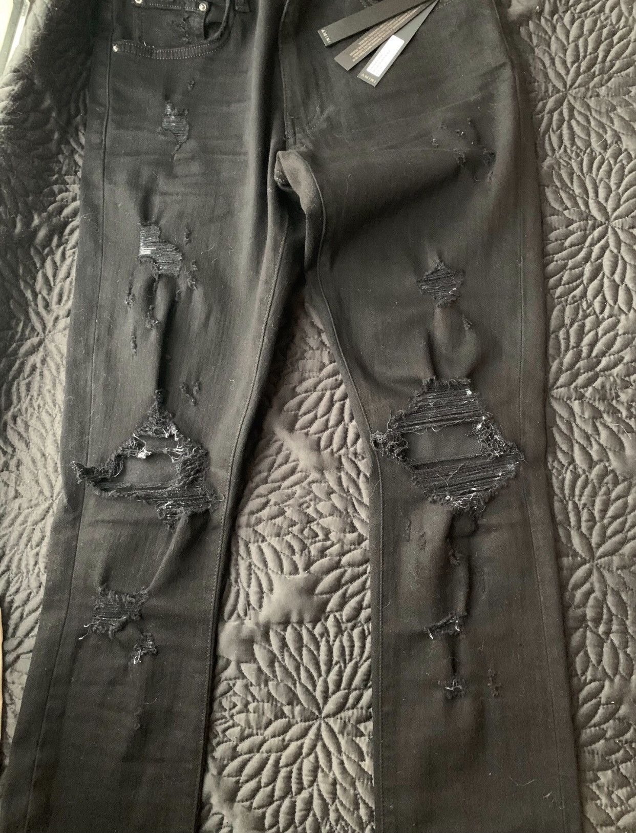 Amiri Amiri's most classic pair of knee ripped jeans 2412- Size US 28 / EU 44 - 3 Thumbnail