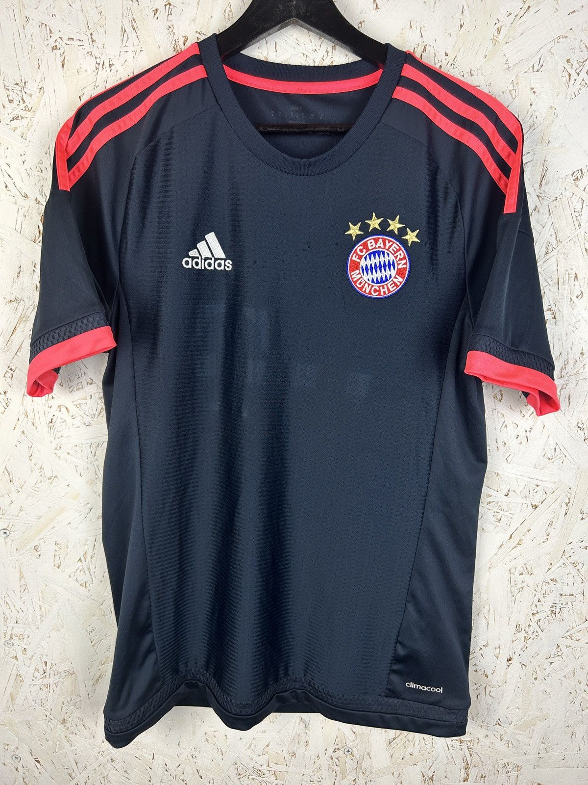Adidas 00s Adidas Bayern Munchen 2015/16 Third Kit Soccer Jersey S Size US S / EU 44-46 / 1 - 1 Thumbnail