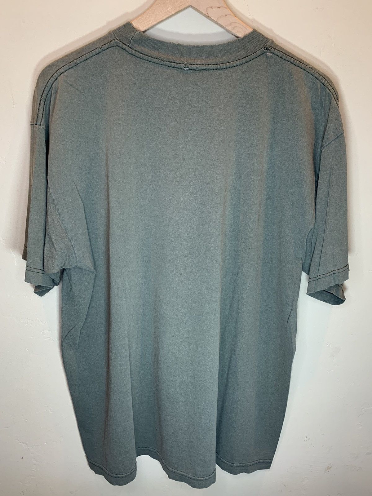 Band Tees *RARE* Vintage 90’s Massive Attack Mezzanine Album Art Shirt Size US L / EU 52-54 / 3 - 4 Thumbnail