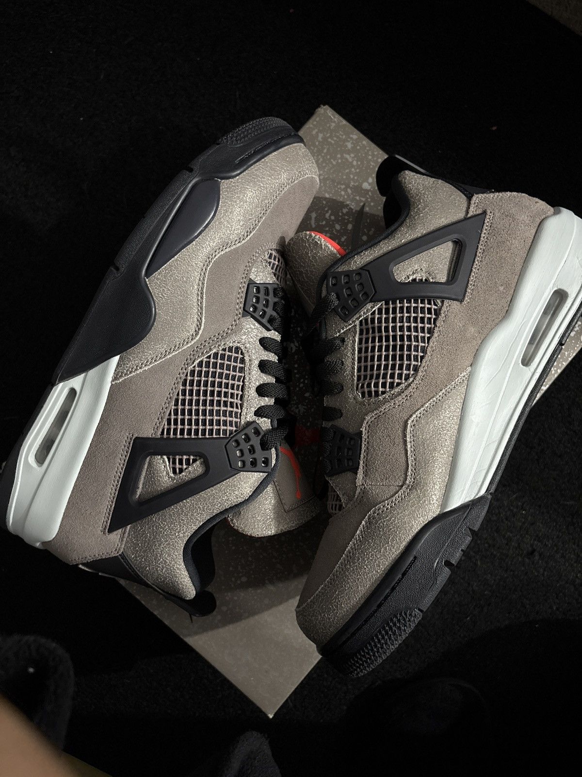 Jordan Brand Air Jordan 4 Retro Taupe Haze Size US 11 / EU 44 - 1 Thumbnail