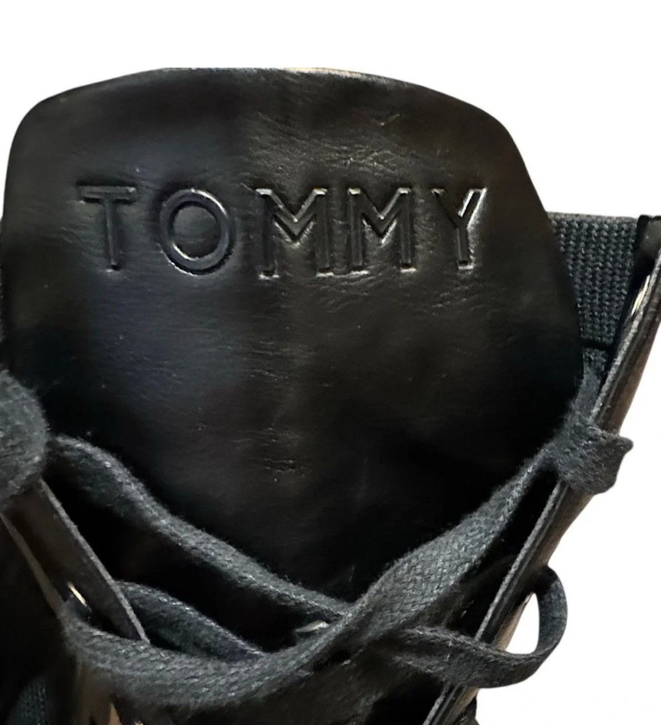 Designer × Tommy Hilfiger Tommy Hilfiger womens Treyna Ankle Boot BLACK SZ 7.5 Size US 7.5 / IT 37.5 - 6 Thumbnail