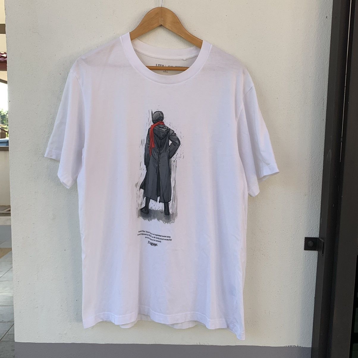 Uniqlo Masked Rider Shin Kamen Rider Movie Tee Size US XL / EU 56 / 4 - 1 Thumbnail