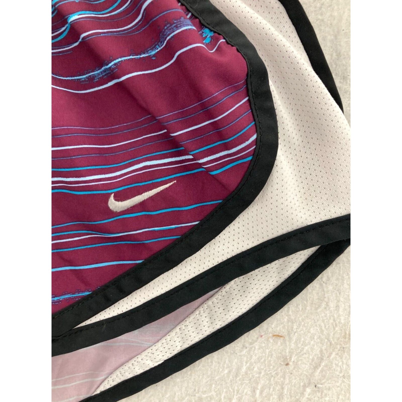 Nike Nike Running Shorts Womens Small Dri-Fit Lined Drawstring Elastic Waist Size 28" / US 6 / IT 42 - 6 Thumbnail