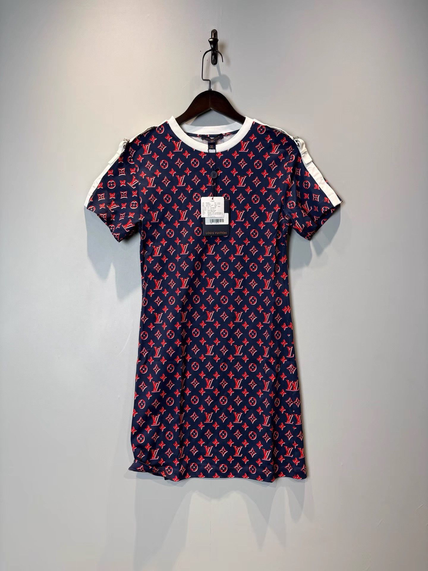 Louis Vuitton Louis Vuitton FW23 All-over Logo Print Pullover Dress K36 Size XS / US 0-2 / IT 36-38 - 1 Thumbnail
