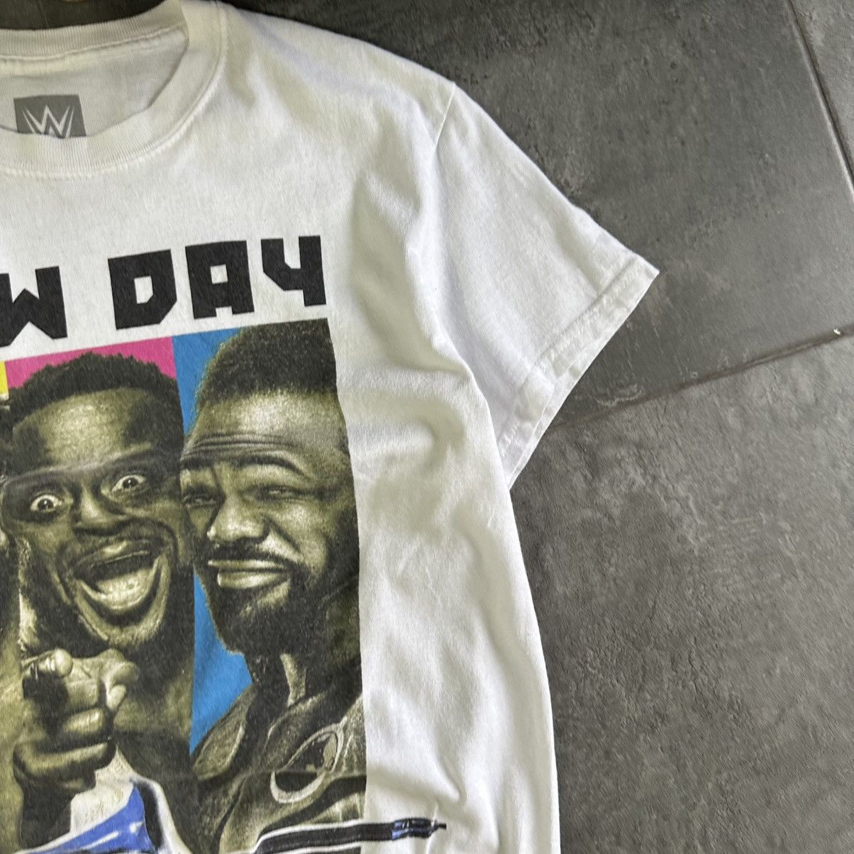Vintage × WWE Vintage WWE T-shirts New Day WWW Fights Tee Y2K 00s Size XS / US 0-2 / IT 36-38 - 4 Thumbnail