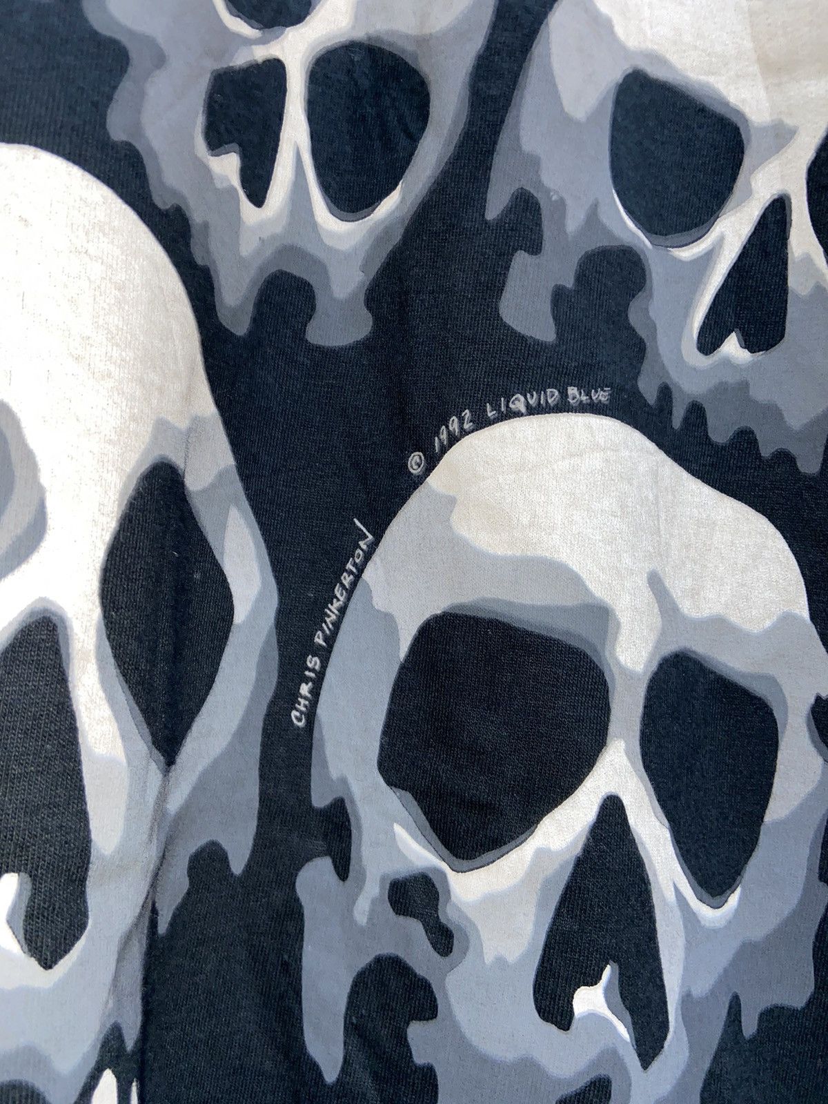 Liquid Blue × Vintage Vintage Chris Pinkerton 1992 ©️ Liquid Blue Skull Tshirt Size US XXL / EU 58 / 5 - 4 Thumbnail