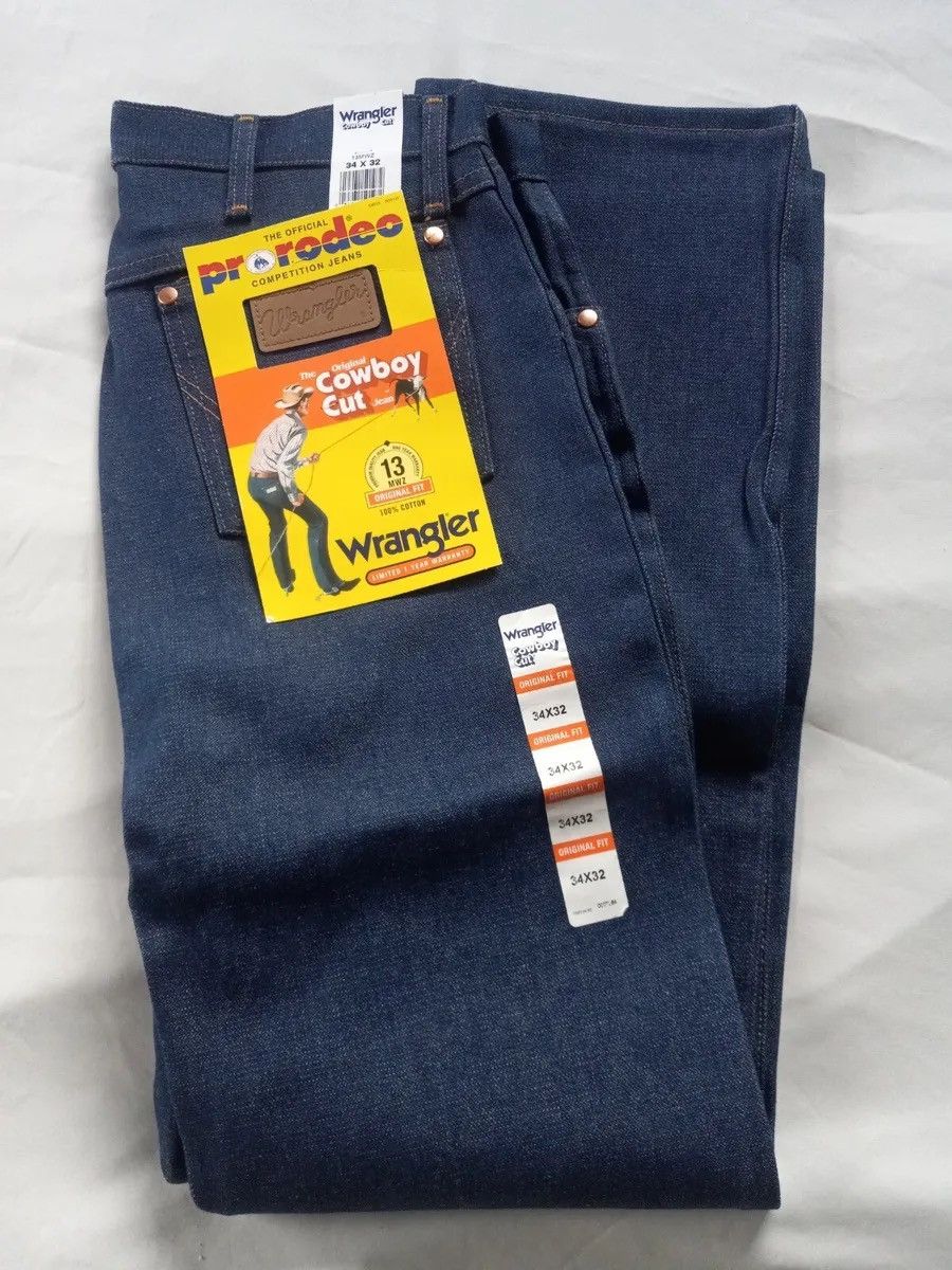 Vintage Wrangler faded denim “Cowboy Cut”