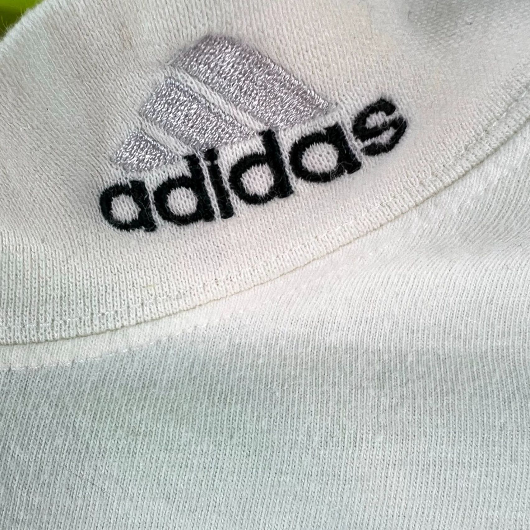 Adidas VINTAGE Adidas Long Sleeve Shirt Adult XL White Solid Embroidered Mens Size US L / EU 52-54 / 3 - 2 Thumbnail