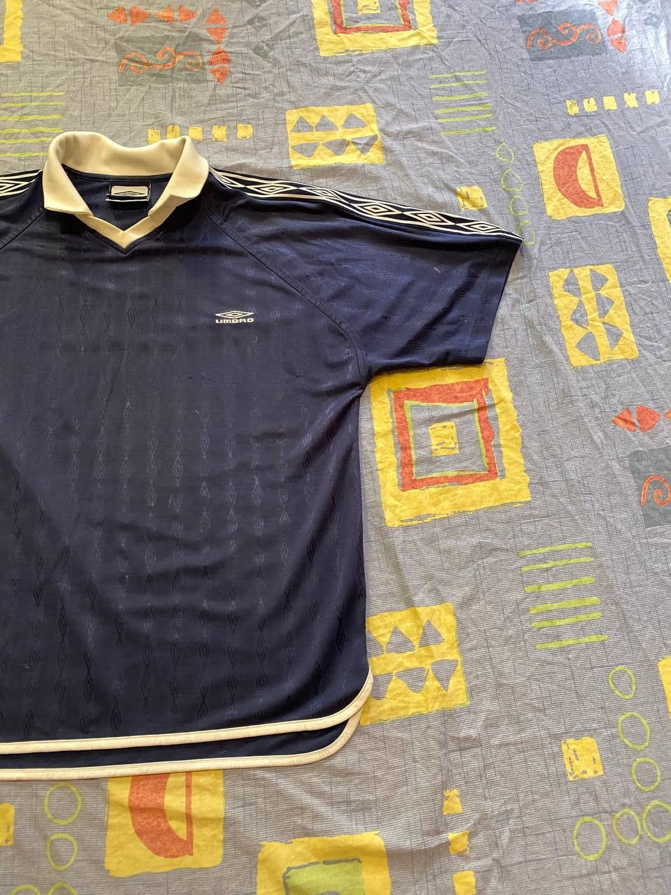Umbro Umbro Vintage Streetwear T-Shirt Size US L / EU 52-54 / 3 - 7 Thumbnail
