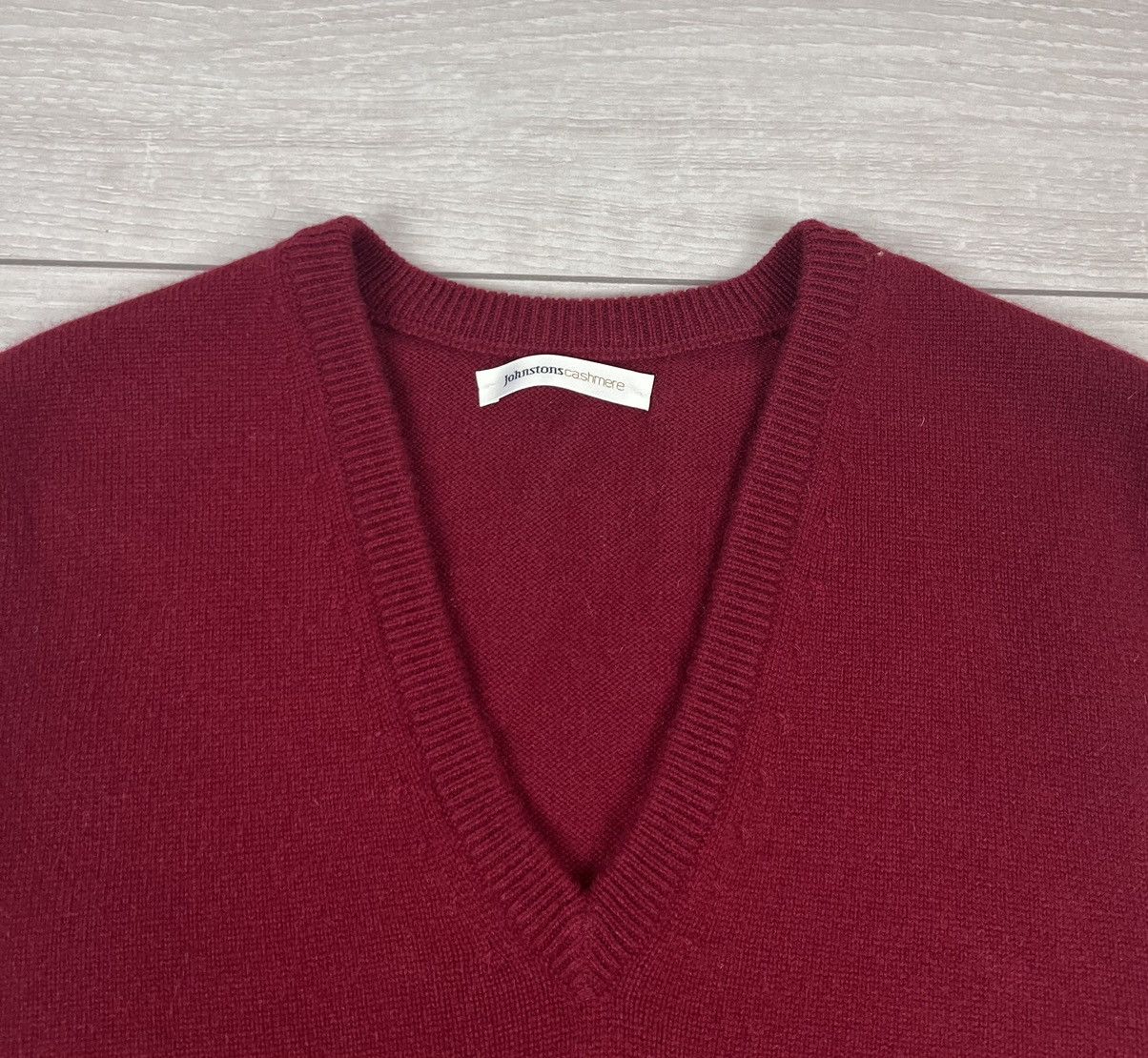 Vintage Johnstons Cashmere Red Knit Sweater Vest Size US L / EU 52-54 / 3 - 6 Thumbnail