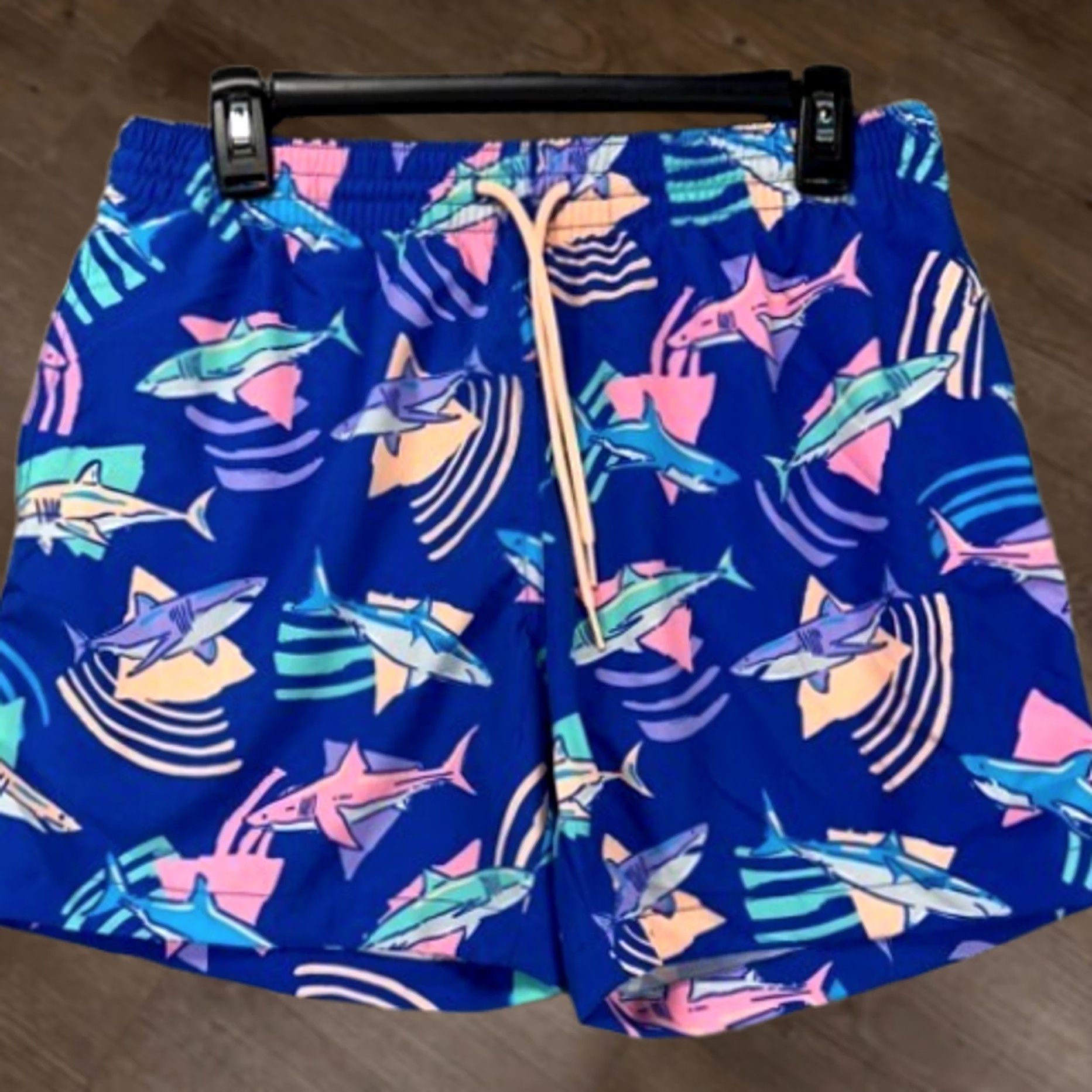 Chubbies Chubbies Swim Trunks Mens Small Blue Daddy Shark Drawstring Lined Swimwear NEW Board Shorts Beach Size US 29 - 1 Thumbnail