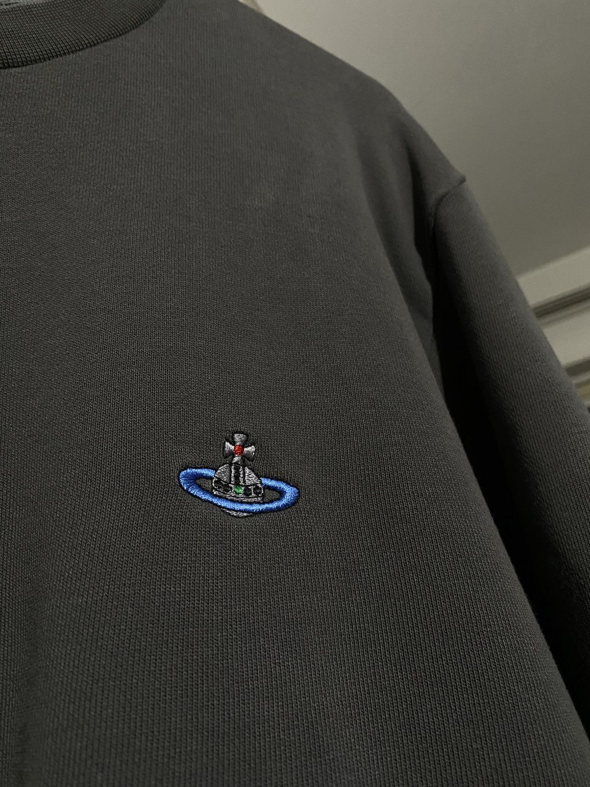 Vivienne Westwood Vivienne Westwood Basic Small Logo Crewneck orb logo y2k Size US L / EU 52-54 / 3 - 3 Thumbnail
