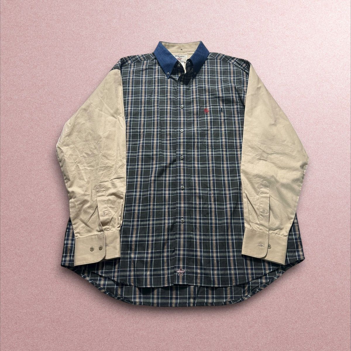 Wrangler vtg wrangler pbr shirt men size XL blue plaid Long sleeve Size US XL / EU 56 / 4 - 1 Thumbnail