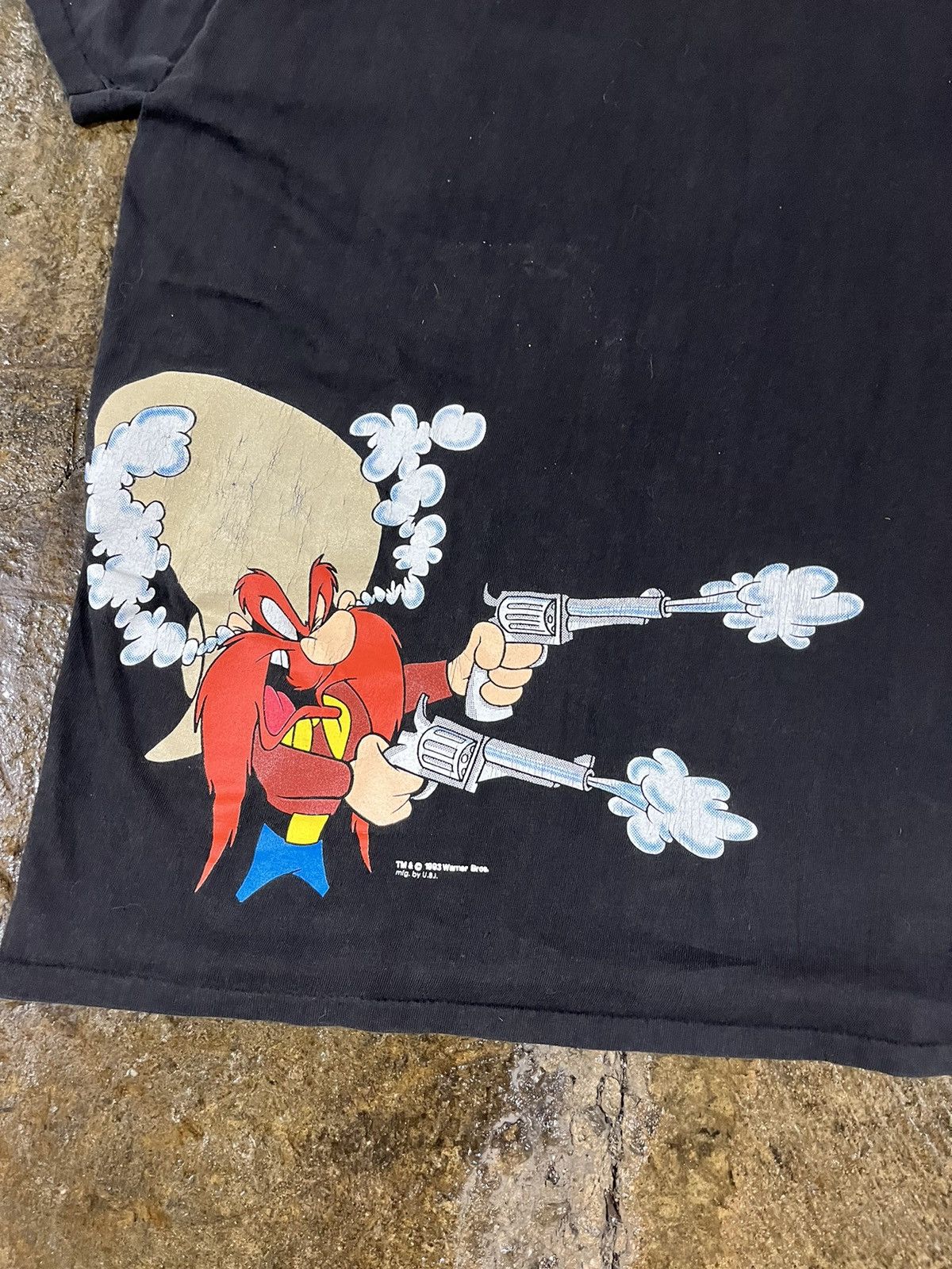 Cartoon Network × Vintage Crazy Vintage 90s Bugs Bunny Yosemite Sam Looney Tunes Tee Size US XL / EU 56 / 4 - 4 Thumbnail