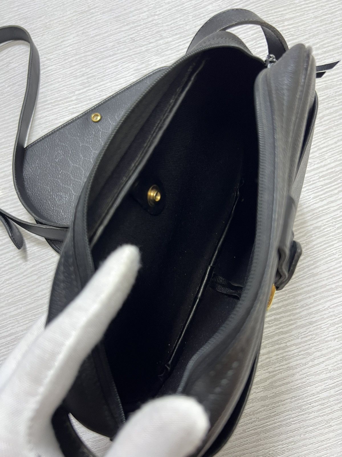 Christian Dior Monsieur × Dior × Vintage Christian Dior Vintage - Trotter Honeycomb PVC Shoulder Bag Size ONE SIZE - 18 Thumbnail
