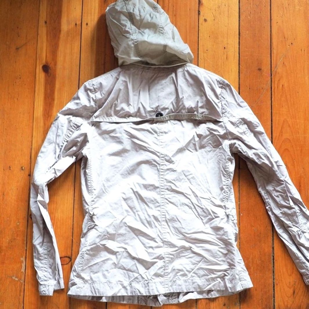 Geox Geox Respira Women's Shell Beige Size 6 Jacket Size M / US 6-8 / IT 42-44 - 3 Thumbnail