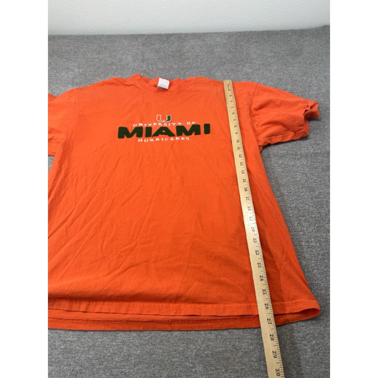 Gildan VINTAGE Gildan Shirt University Miami Hurricanes Crewneck Orange XL Adult Mens Long Sleeve Short Sleeve? Size US XL / EU 56 / 4 - 5 Thumbnail