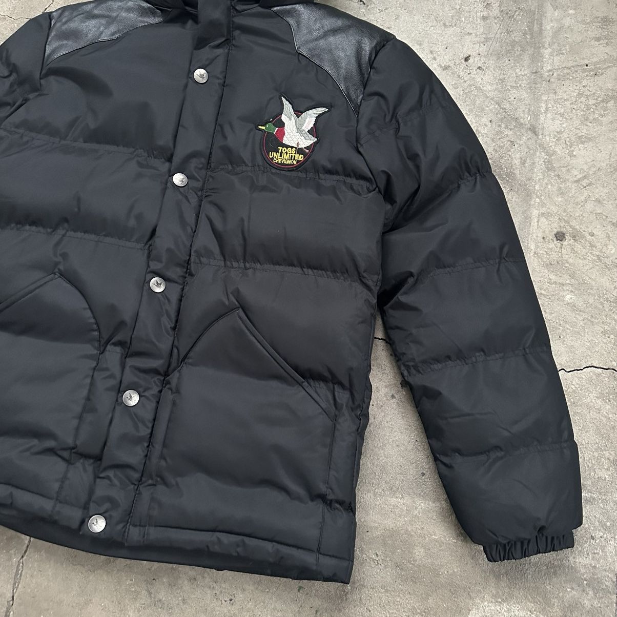 Chevignon Chevignon jacket vintage puffer Togs Size US S / EU 44-46 / 1 - 3 Thumbnail