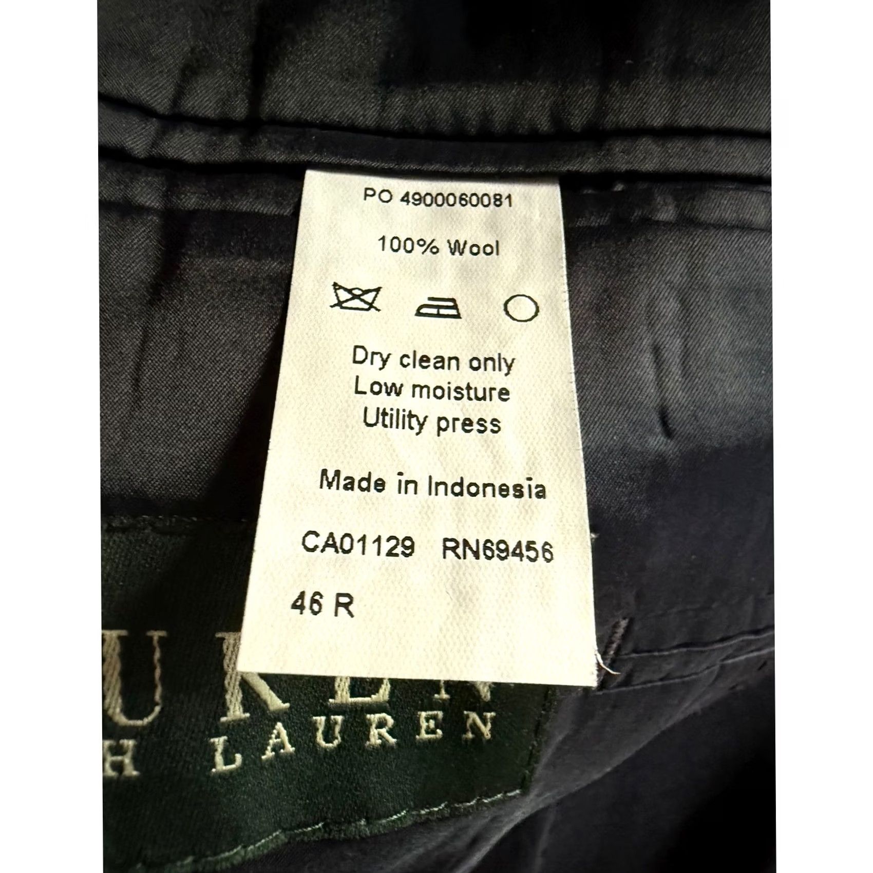 Ralph Lauren Lauren Ralph Lauren Blazer Wool Navy Gold Buttons Mens 46R Blazer Classic Fit Blazer Navy Gold Buttons Mens 46R Size 46R - 6 Thumbnail