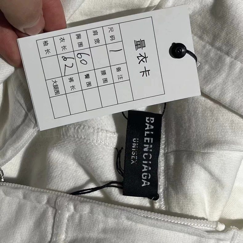 Balenciaga Balenciaga latest white striped embroidered logo school uni Size US S / EU 44-46 / 1 - 3 Thumbnail