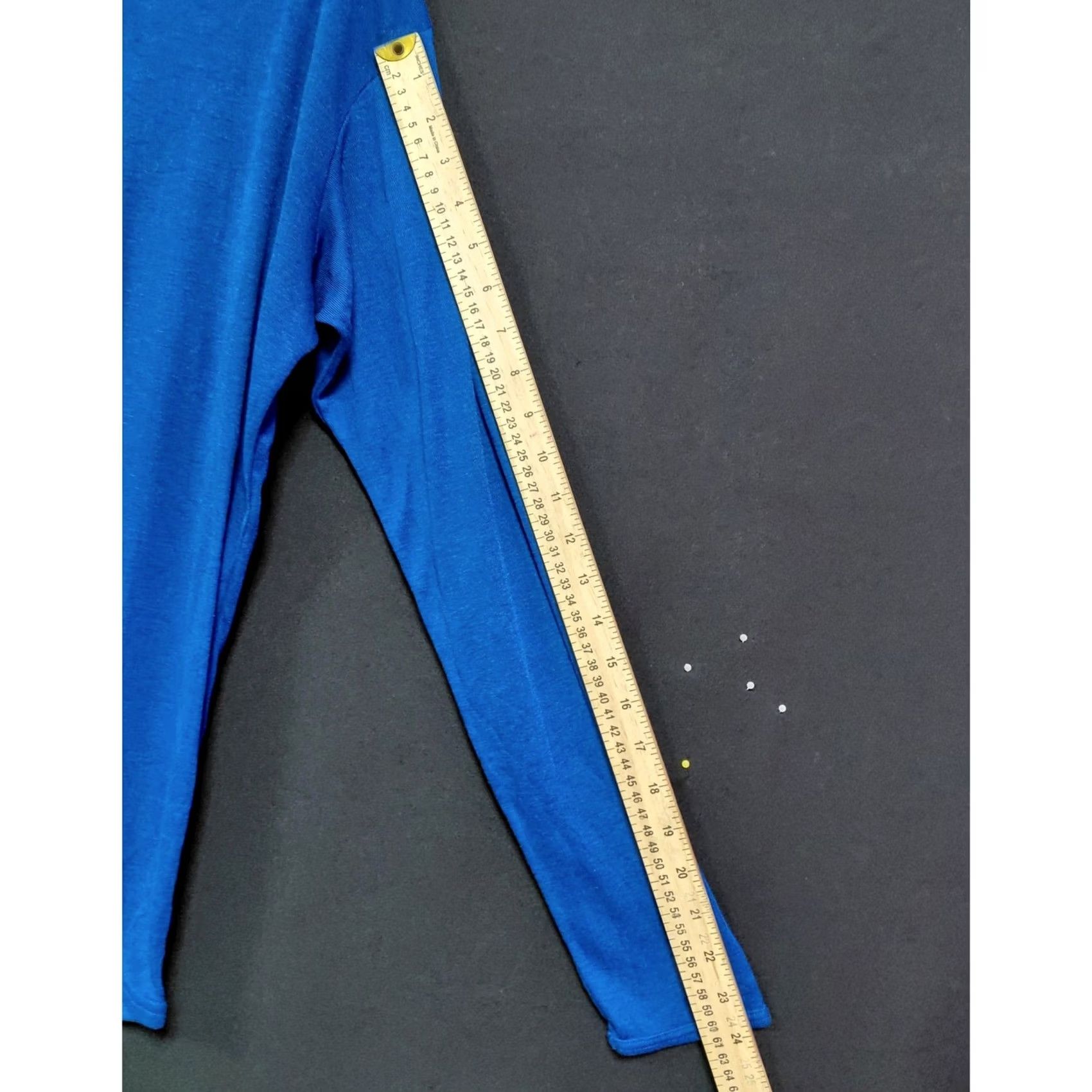 Patagonia Patagonia Capilene Blue Long Sleeve Top Solid Knit Men Size XL Size US XL / EU 56 / 4 - 6 Thumbnail