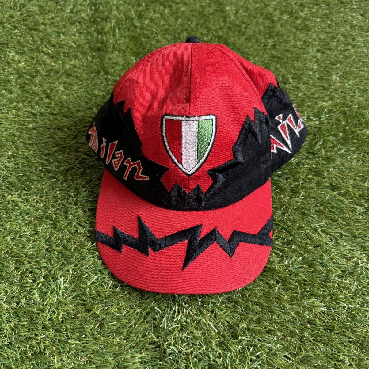 Vintage Vintage AC Milan Snapback Jagged Edge Hat Cap Red Graffiti Size ONE SIZE - 1 Thumbnail