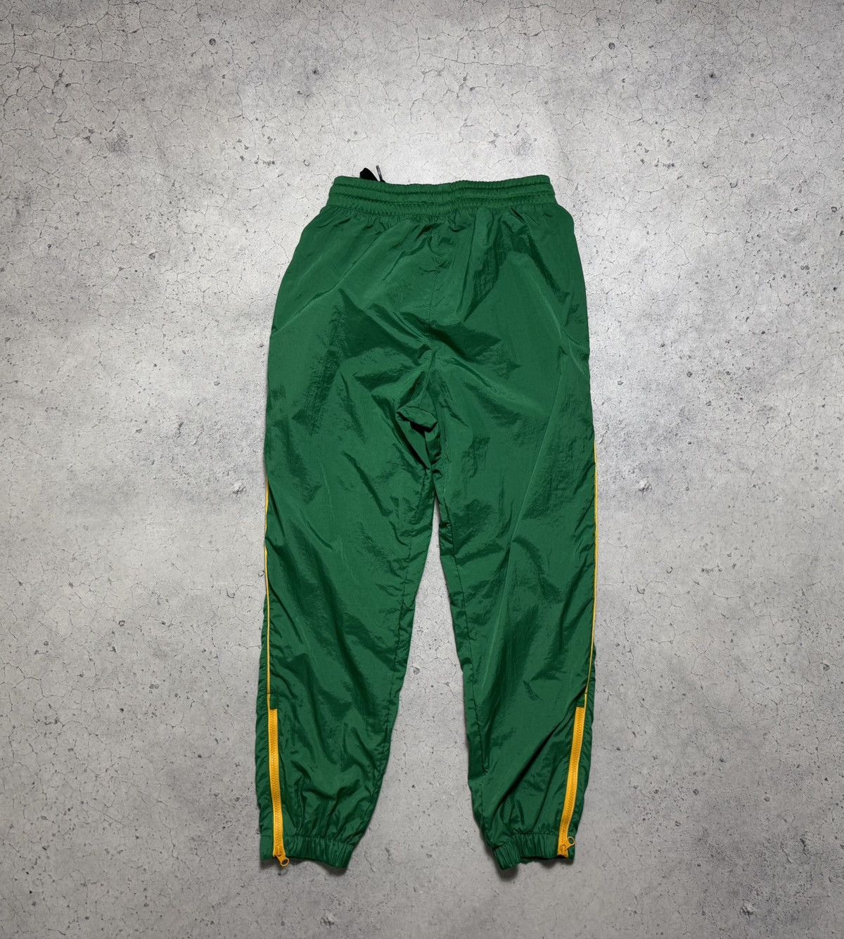 Nike Nike NBA Celtics Nylon Baggy Track Pants Size S Size US 30 / EU 46 - 8 Thumbnail
