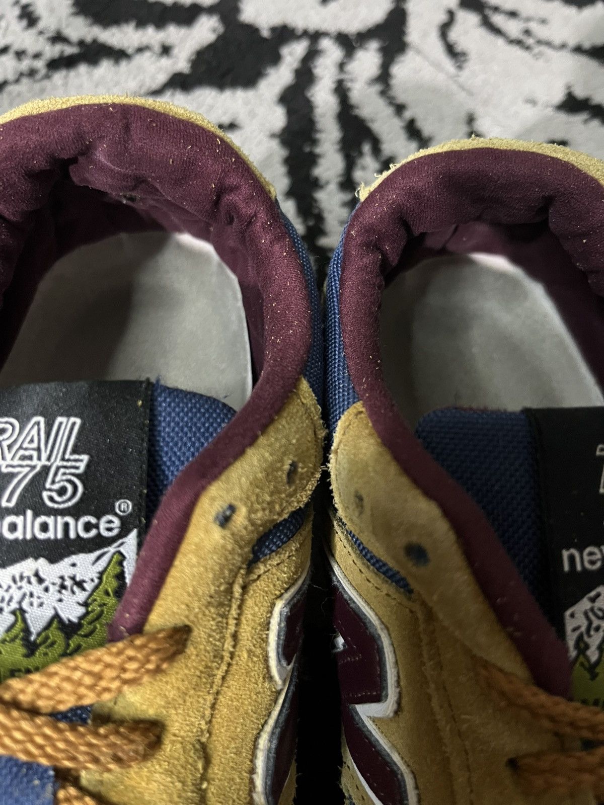 New Balance New Balance 575 Trail MiEngland Tan Blue Size US 9.5 / EU 42-43 - 4 Thumbnail