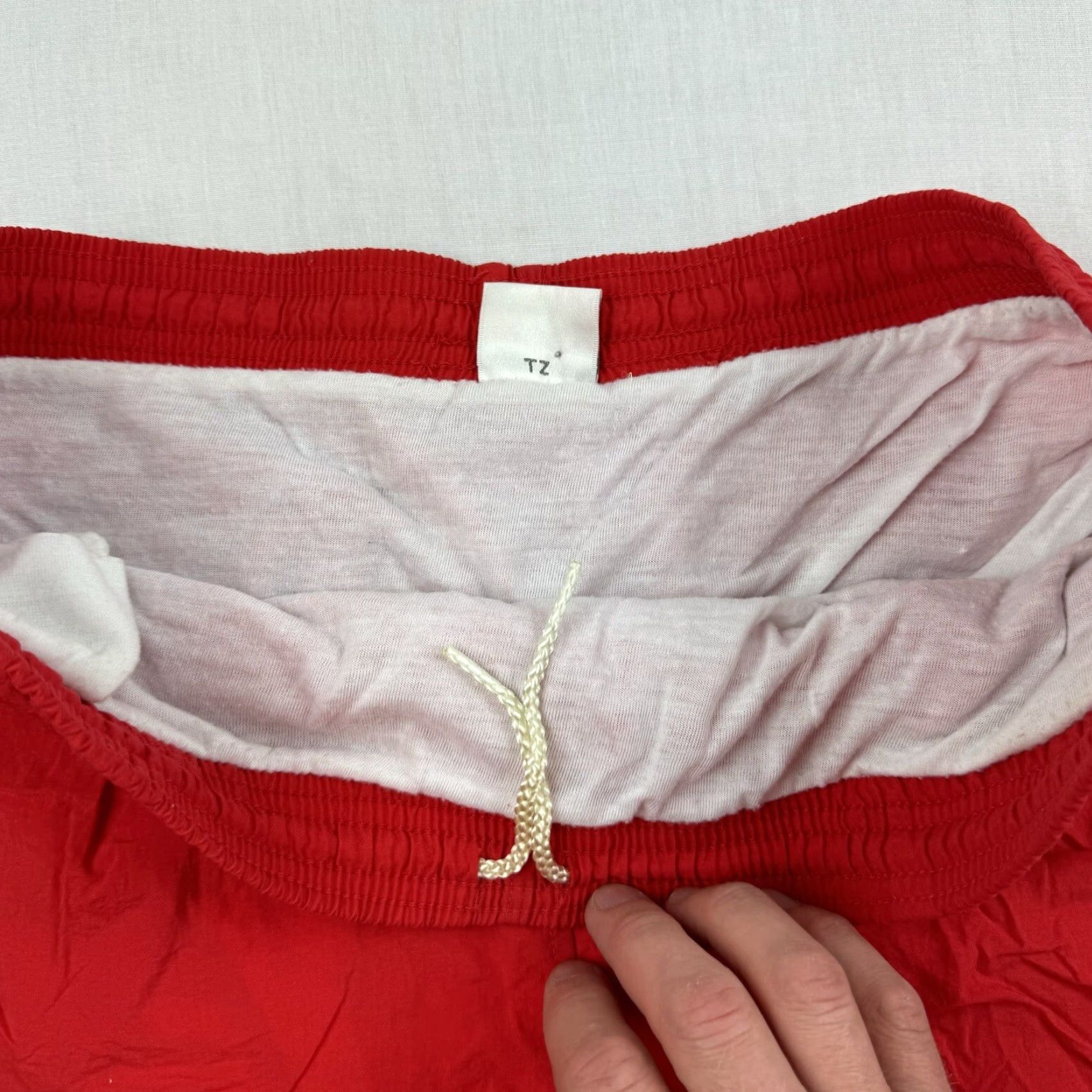 Nike VINTAGE Nike Swim Trunks Adult L Red Beach 90s Logo Trunks Mens Size US 33 - 4 Thumbnail