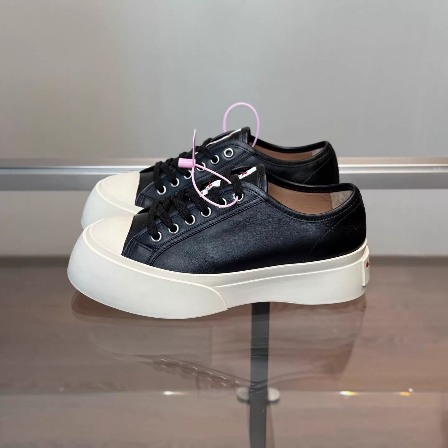 Marni Marni Pablo Black Chunky Sneakers 38 99 New With Box Size US 7.5 / IT 37.5 - 2 Thumbnail