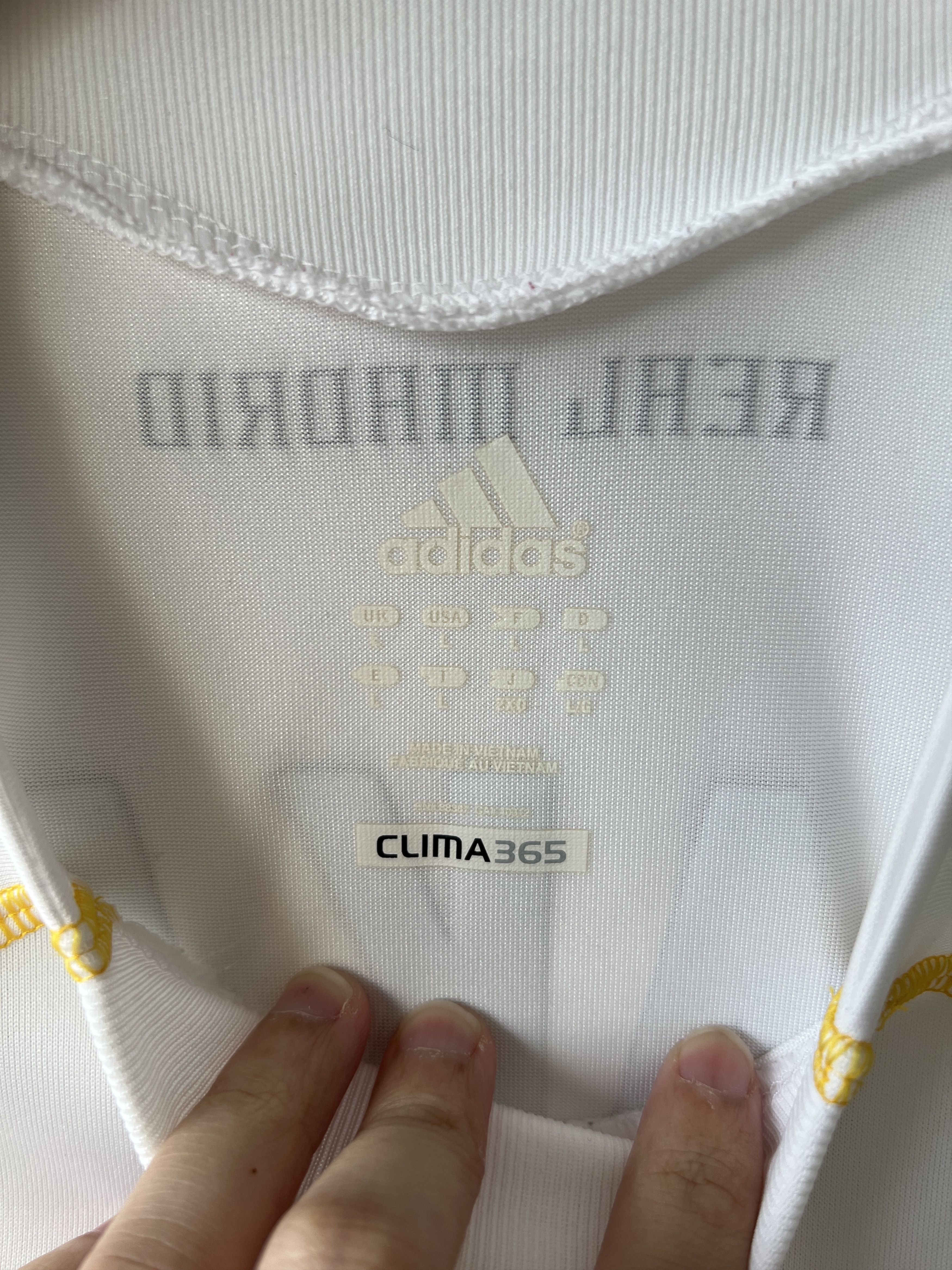 Adidas (L) Real Madrid 2009-10 Home Kit Kaka #8 Size US L / EU 52-54 / 3 - 3 Thumbnail