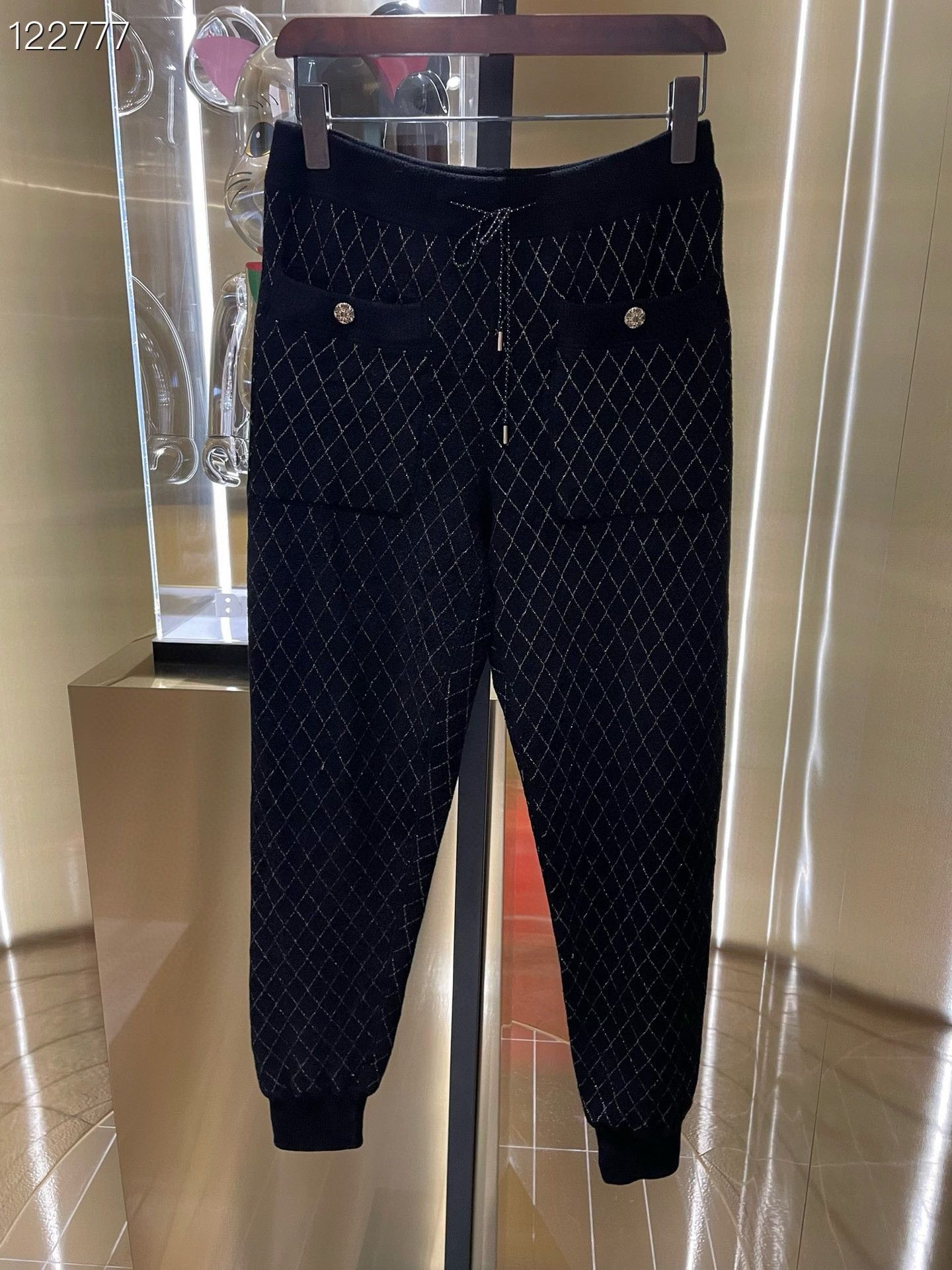 Chanel Chanel Quilted Velvet Black Trousers Size 38" / US 16 / IT 52 - 1 Thumbnail