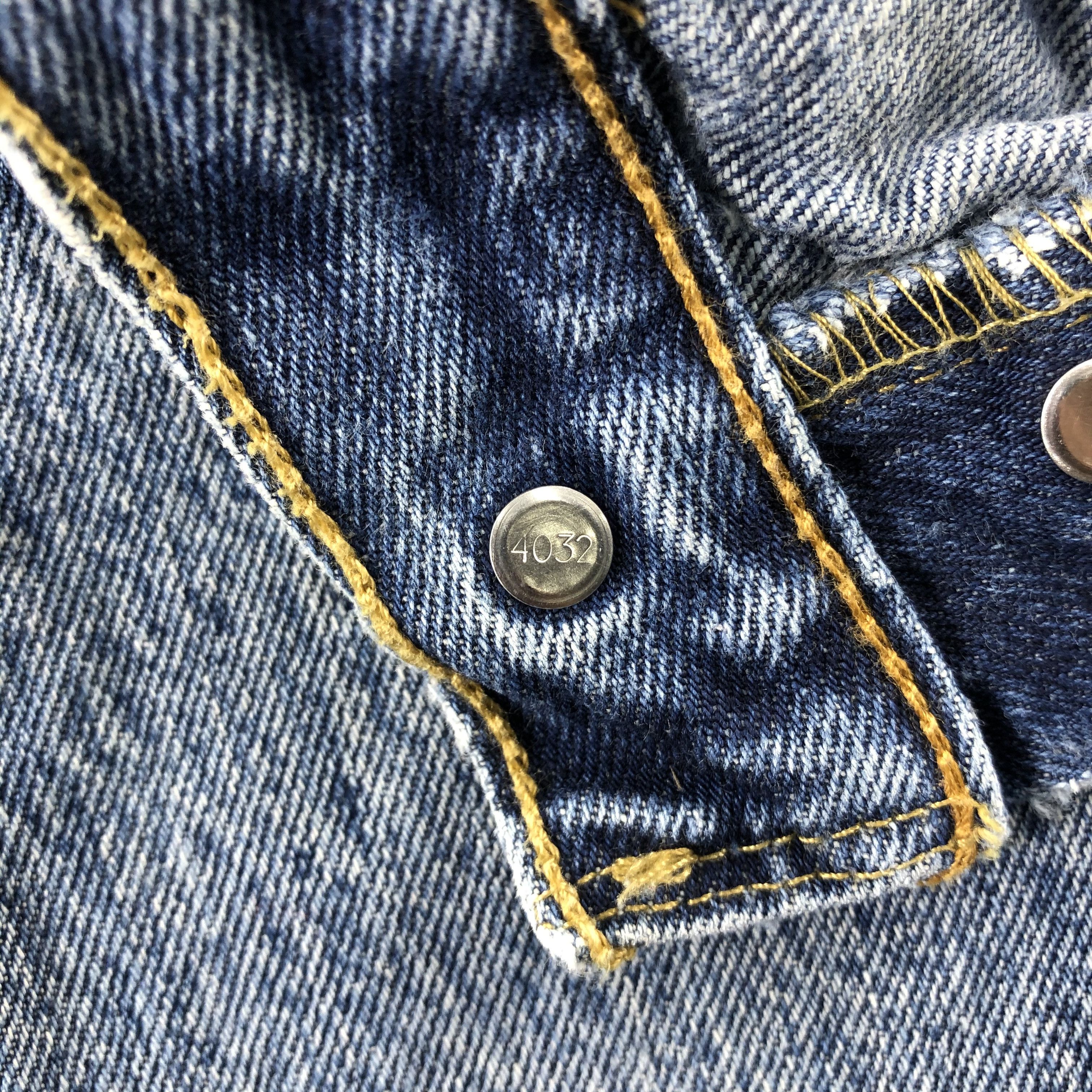 Levi's Vintage Blue Wash Levis 501 Jeans-J2399 Size US 34 / EU 50 - 14 Thumbnail