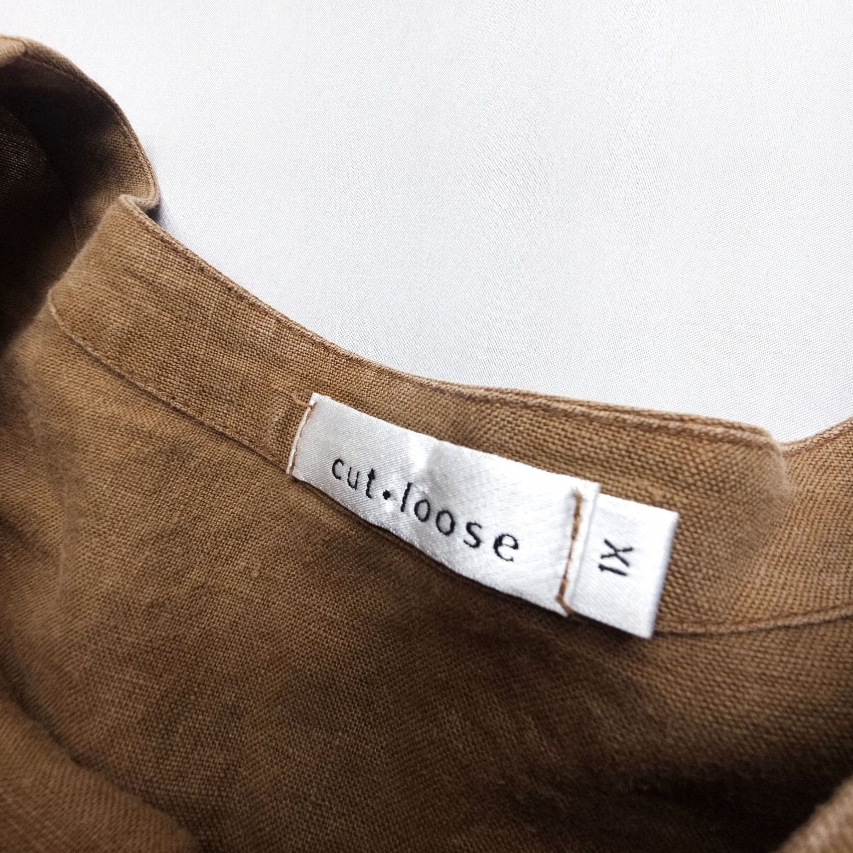 Vintage VINTAGE Cut Loose Linen Top Blouse Adult 1X Brown Womens 100% Linen Casual Shirt Relaxed Fit Size XL / US 12-14 / IT 48-50 - 3 Thumbnail