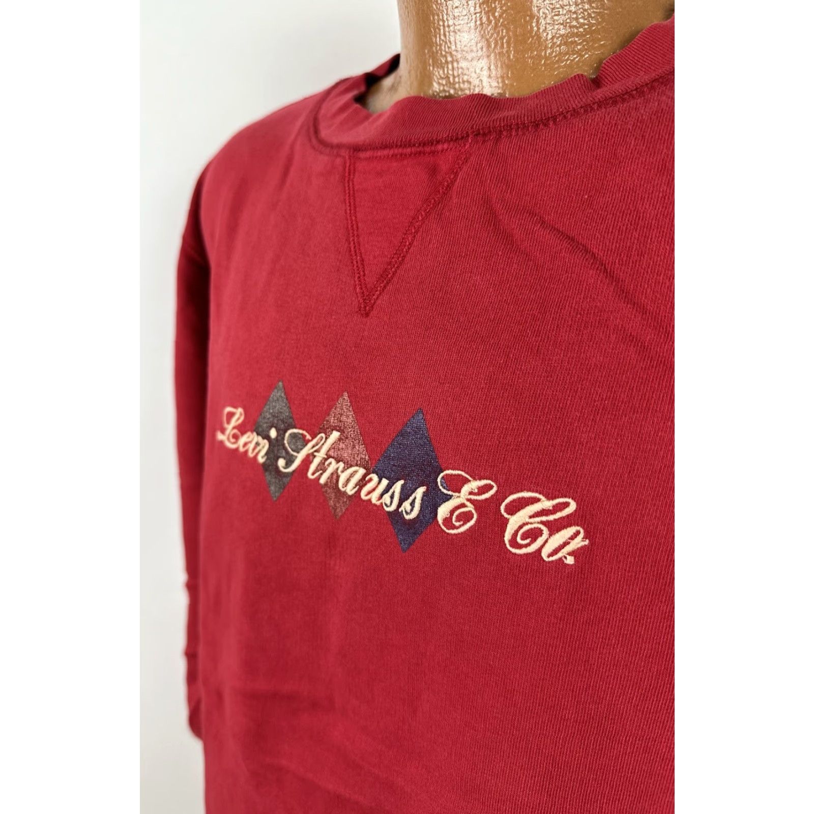 Levi's VINTAGE Levi's Sweatshirt L Men Red Boxy Fit Embroidered Logo 90s 80s Grunge Cotton Blend Pullover Crew Neck Knit Size US L / EU 52-54 / 3 - 4 Thumbnail