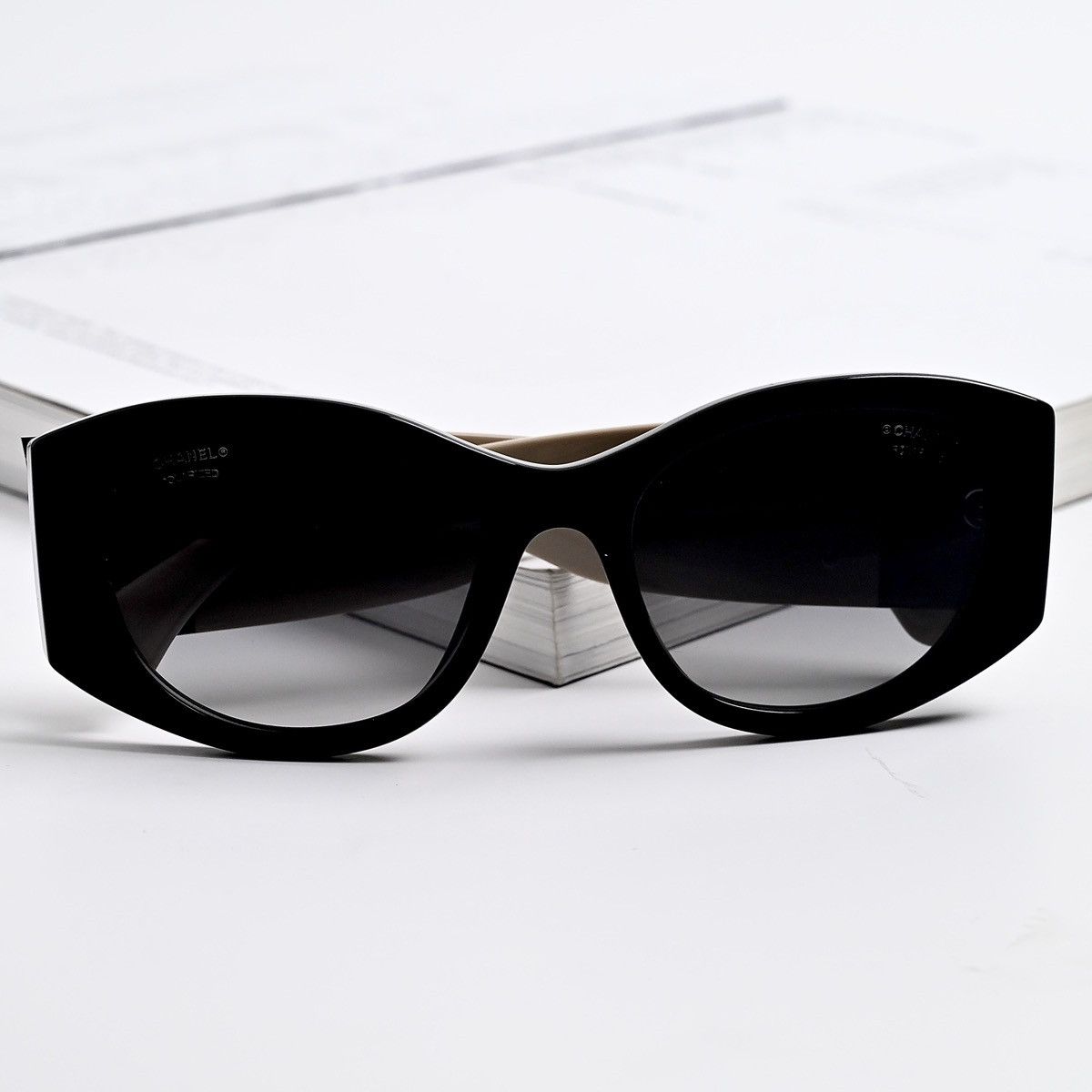 Chanel CHANEL 0CH5524 SUNGLASSES Size ONE SIZE - 10 Thumbnail