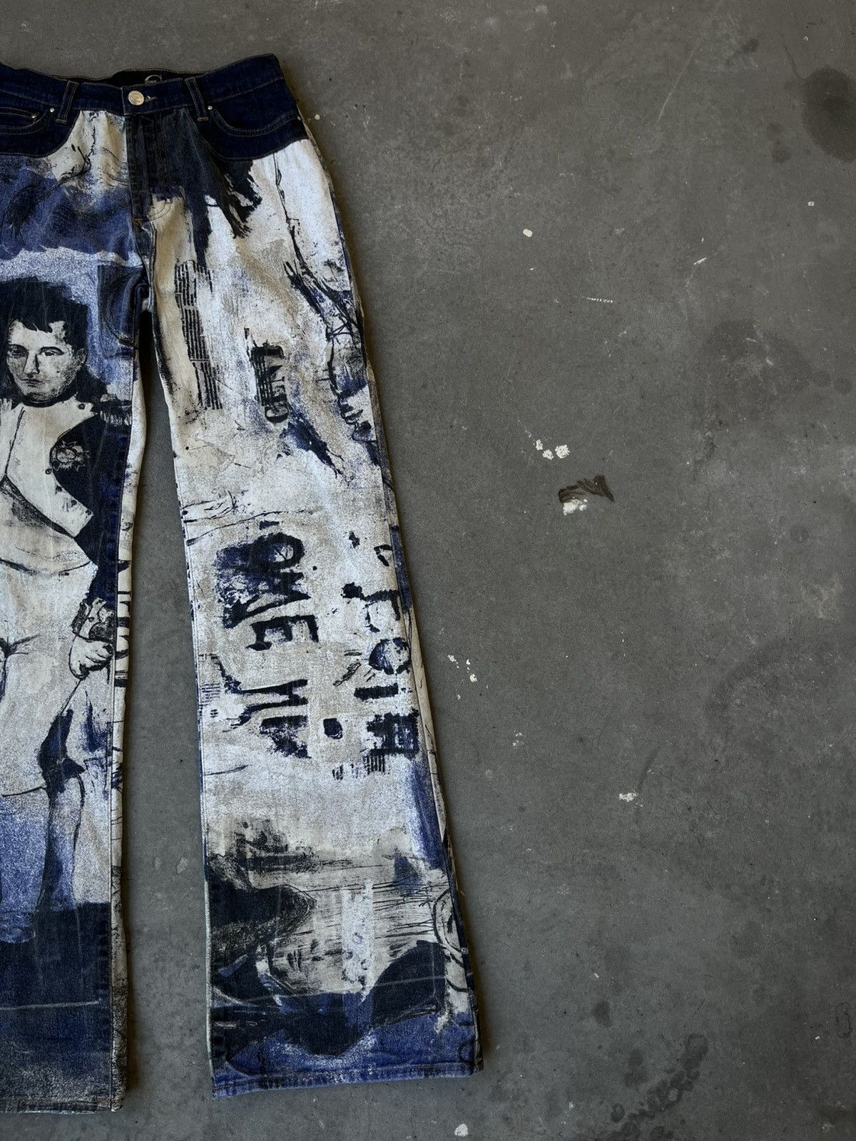 Just Cavalli Just Cavalli Art Print Napoleon Jeans - 2000s archieve piece Size US 30 / EU 46 - 3 Thumbnail